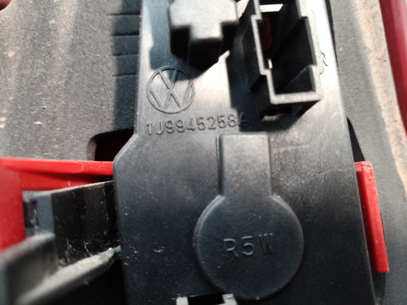 Recambio de piloto trasero derecho para volkswagen golf iv variant (1j5) conceptline referencia OEM IAM 1J9945258A 1J9945258A 1J