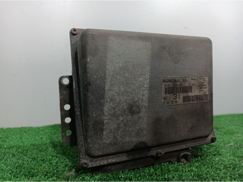 Recambio de centralita motor uce para peugeot 106 (s1) 1.1 referencia OEM IAM 9630278180 9630278180 0261204622