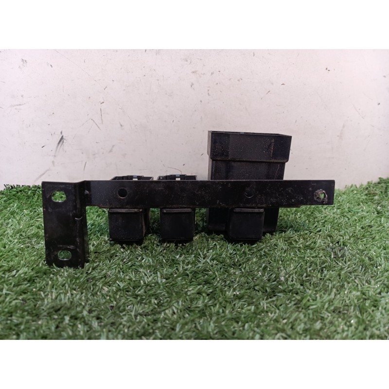 Recambio de caja reles / fusibles para chrysler stratus cabrio (jx) 2.0 le referencia OEM IAM M9200209 M9200209 M9200209