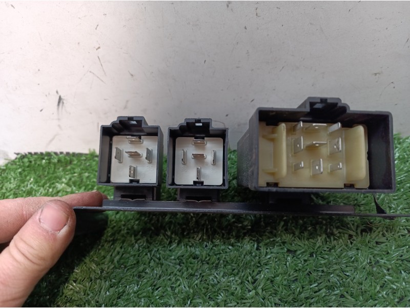 Recambio de caja reles / fusibles para chrysler stratus cabrio (jx) 2.0 le referencia OEM IAM M9200209 M9200209 M9200209