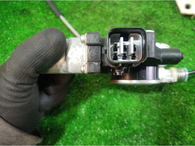 Recambio de motor elevalunas delantero derecho para honda fr-v (be) 1.7 referencia OEM IAM   