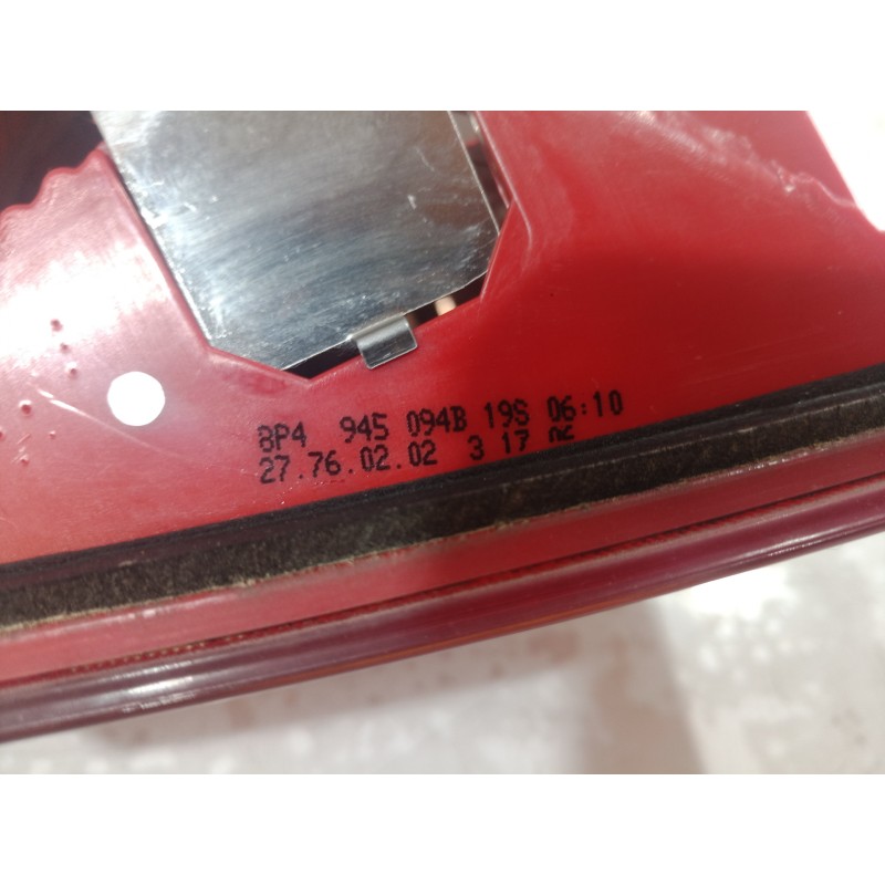 Recambio de piloto trasero derecho interior para audi a3 (8p) 1.6 fsi ambiente referencia OEM IAM 8P4945094 8P4945094 8P4945094