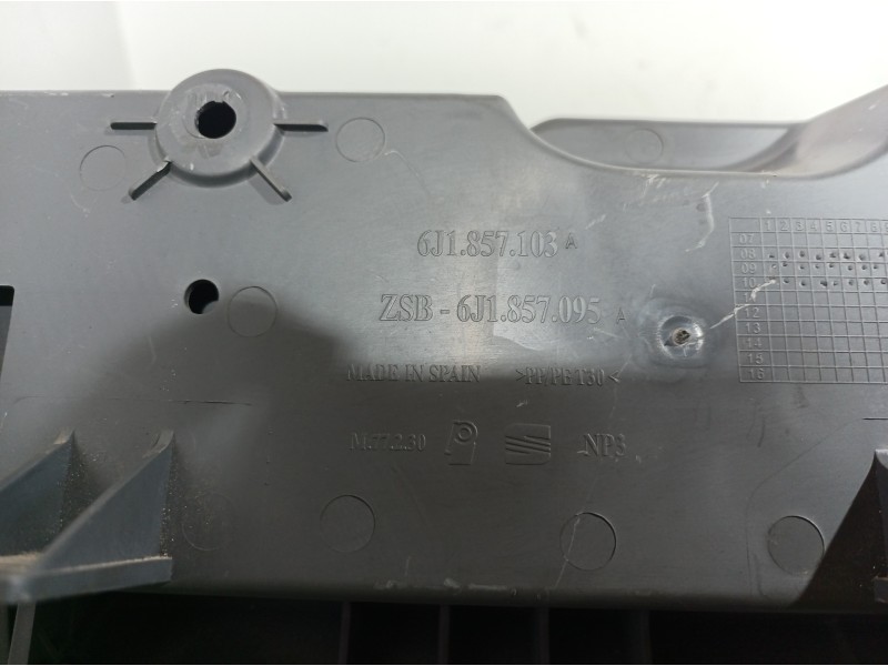 Recambio de guantera para seat ibiza sc (6j1) emoción referencia OEM IAM 6J1857103 6J1857103 6J1857095