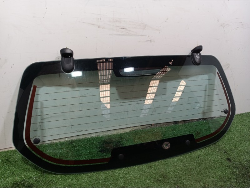 Recambio de porton trasero para hyundai tucson (jm) 2,0 classic 4x2 referencia OEM IAM   