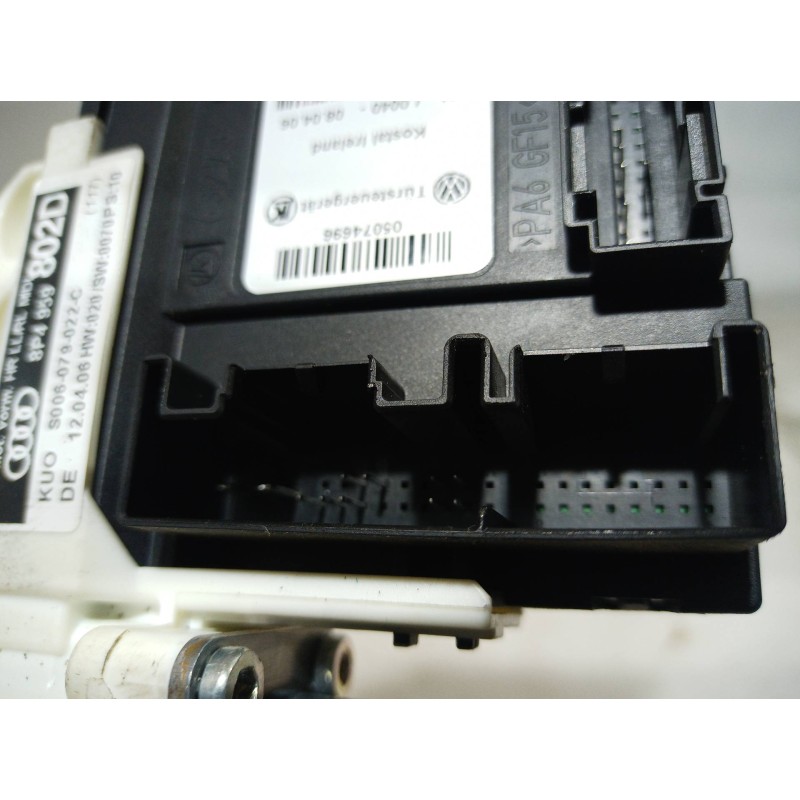 Recambio de motor elevalunas trasero derecho para audi a3 (8p) 1.6 fsi ambiente referencia OEM IAM 8P4959 8P4959 8P4959