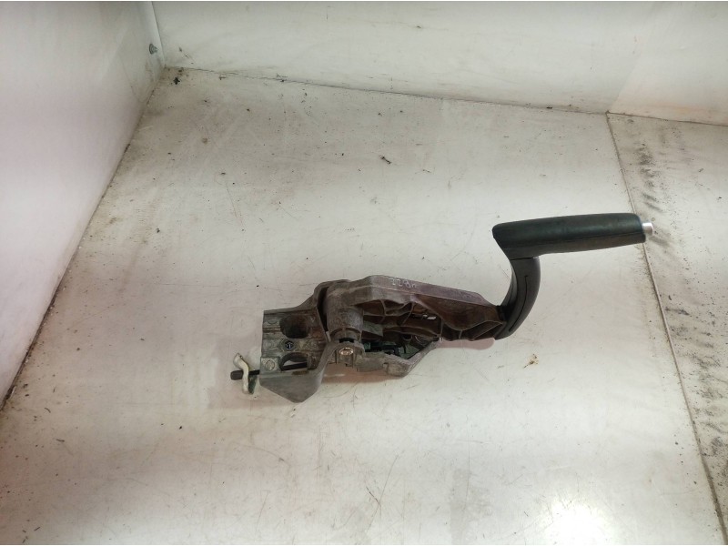 Recambio de palanca freno de mano para audi a3 (8p) 1.6 fsi ambiente referencia OEM IAM 8P0711303C 8P0711303C 8P0711303