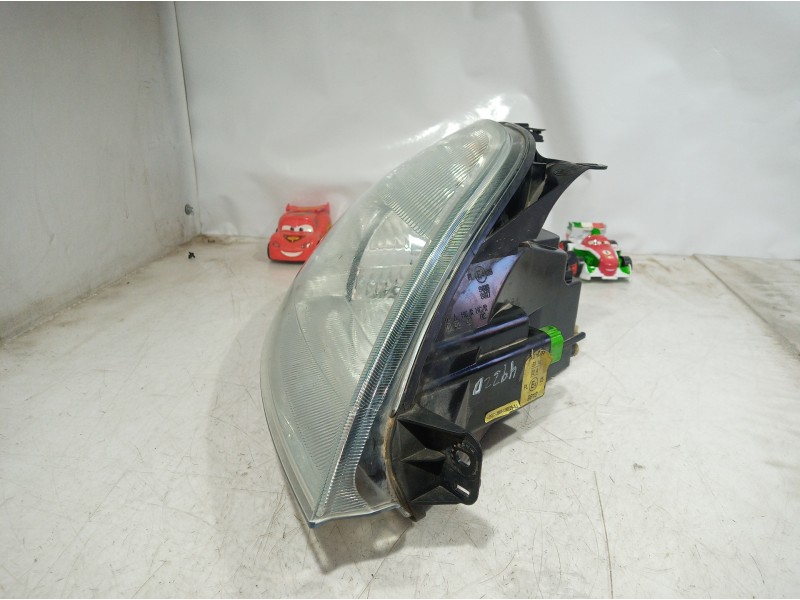 Recambio de faro derecho para ford fiesta (cbk) ambiente referencia OEM IAM 2S6X13W029AJ 2S6X13W029AJ 2S6X13W029AJ