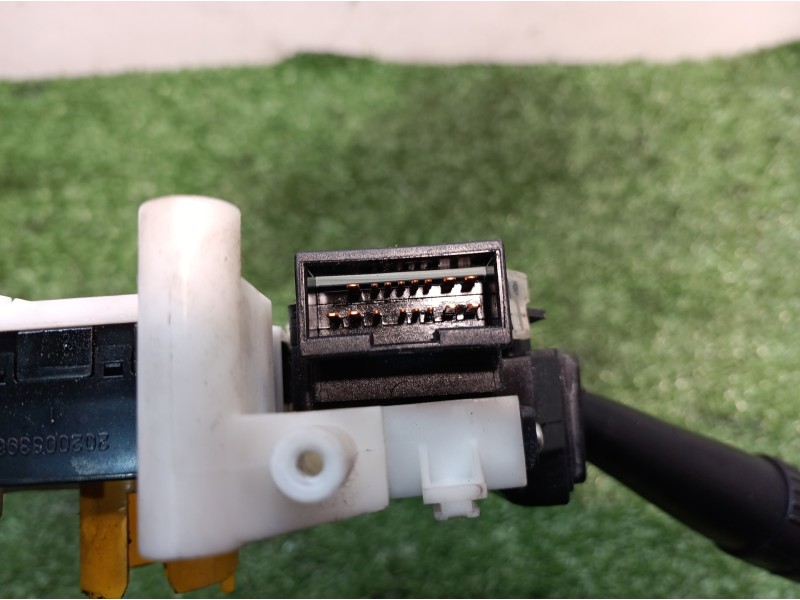 Recambio de mando multifuncion para hyundai tucson (jm) 2,0 classic 4x2 referencia OEM IAM 202003393 202003393 202003395