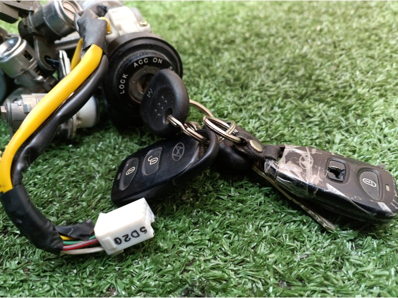 Recambio de conmutador de arranque para hyundai tucson (jm) 2,0 classic 4x2 referencia OEM IAM   