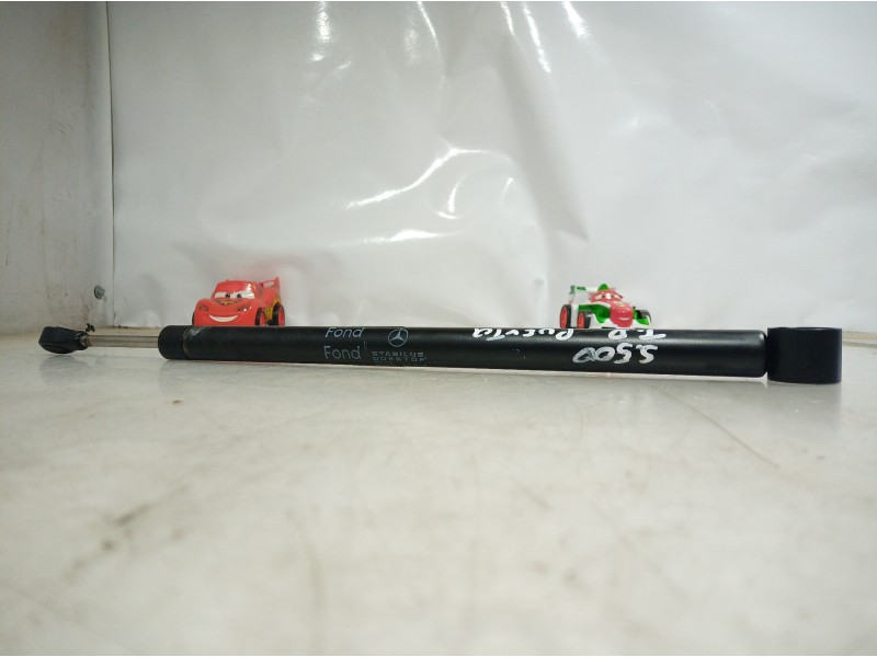 Recambio de retenedor puerta para mercedes-benz clase s (w221) berlina 500 l (221.171) referencia OEM IAM A2217300016 A221730001