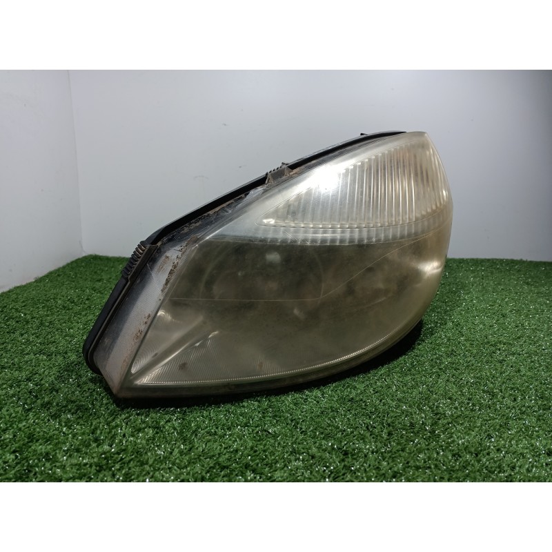 Recambio de faro izquierdo para renault scenic ii confort authentique referencia OEM IAM 15810300LI 15810300LI 15810300LI