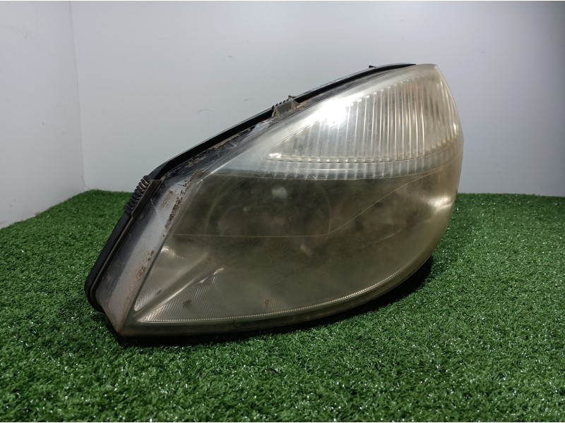 Recambio de faro izquierdo para renault scenic ii confort authentique referencia OEM IAM 15810300LI 15810300LI 15810300LI