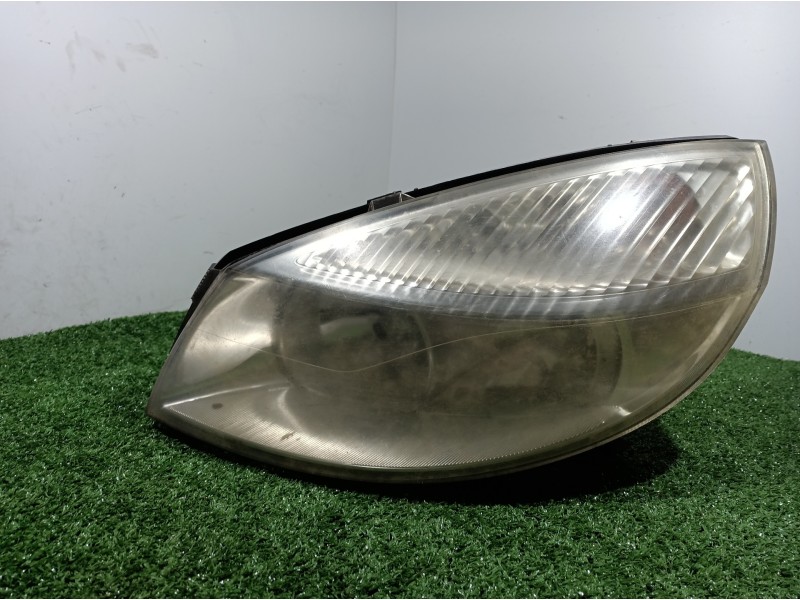 Recambio de faro izquierdo para renault scenic ii confort authentique referencia OEM IAM 15810300LI 15810300LI 15810300LI