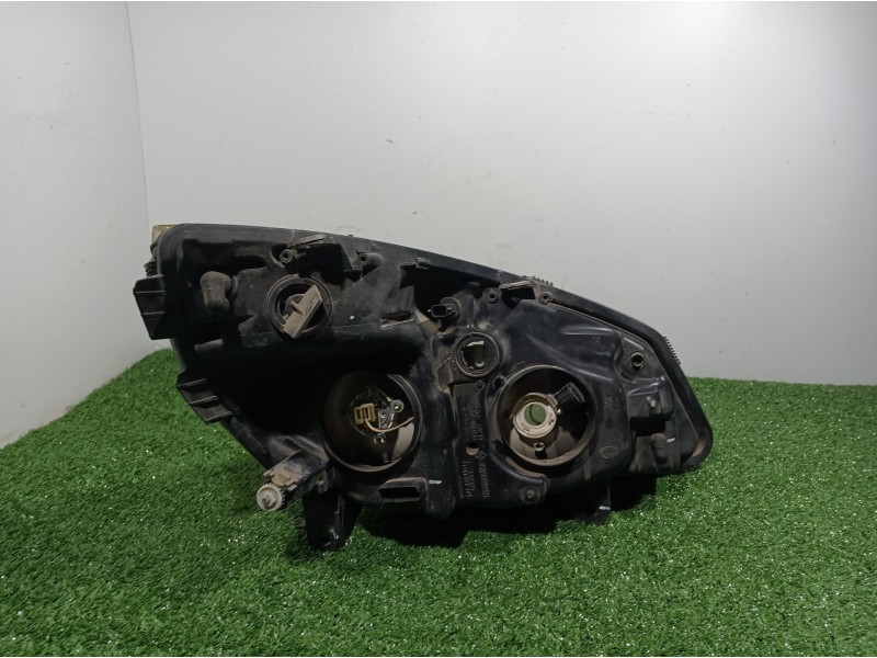Recambio de faro izquierdo para renault scenic ii confort authentique referencia OEM IAM 15810300LI 15810300LI 15810300LI