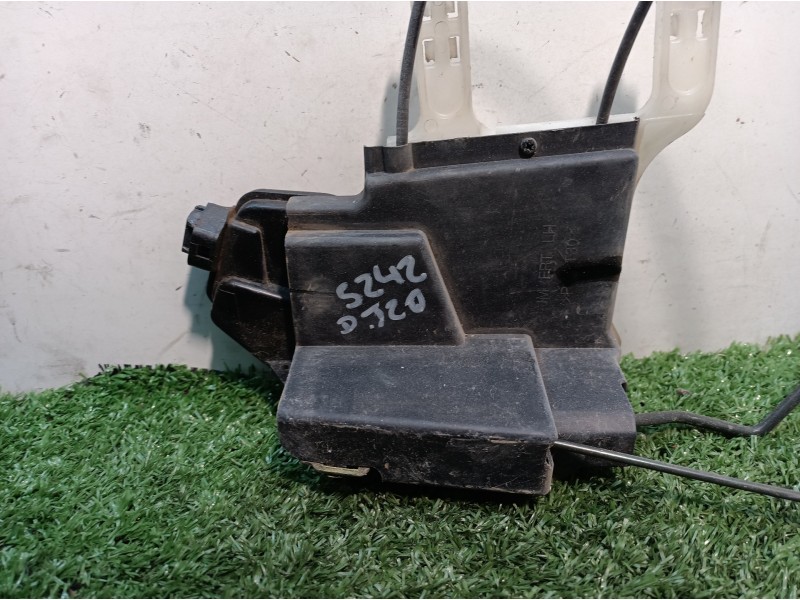 Recambio de cerradura puerta delantera izquierda para hyundai tucson (jm) 2,0 classic 4x2 referencia OEM IAM   