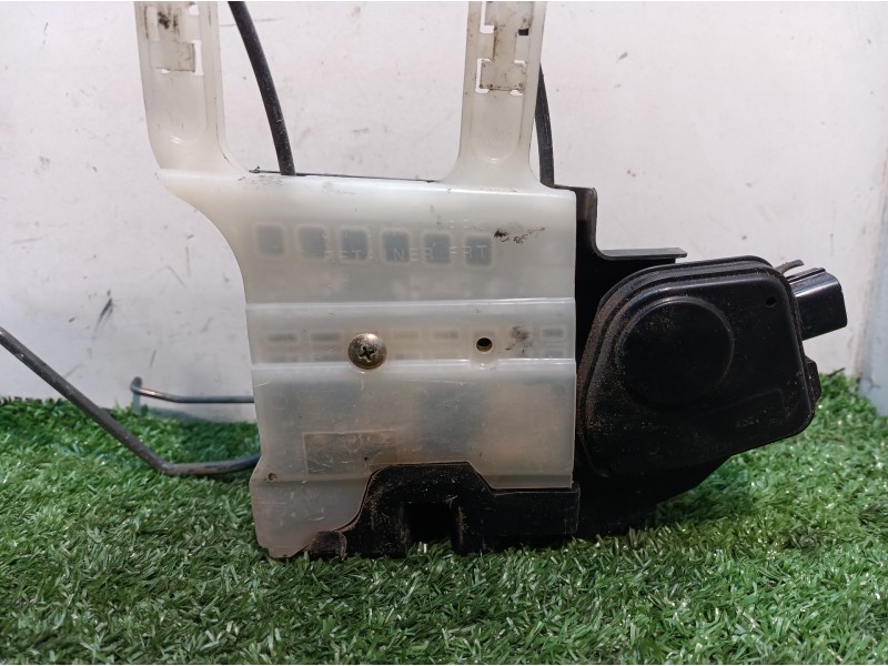 Recambio de cerradura puerta delantera izquierda para hyundai tucson (jm) 2,0 classic 4x2 referencia OEM IAM   