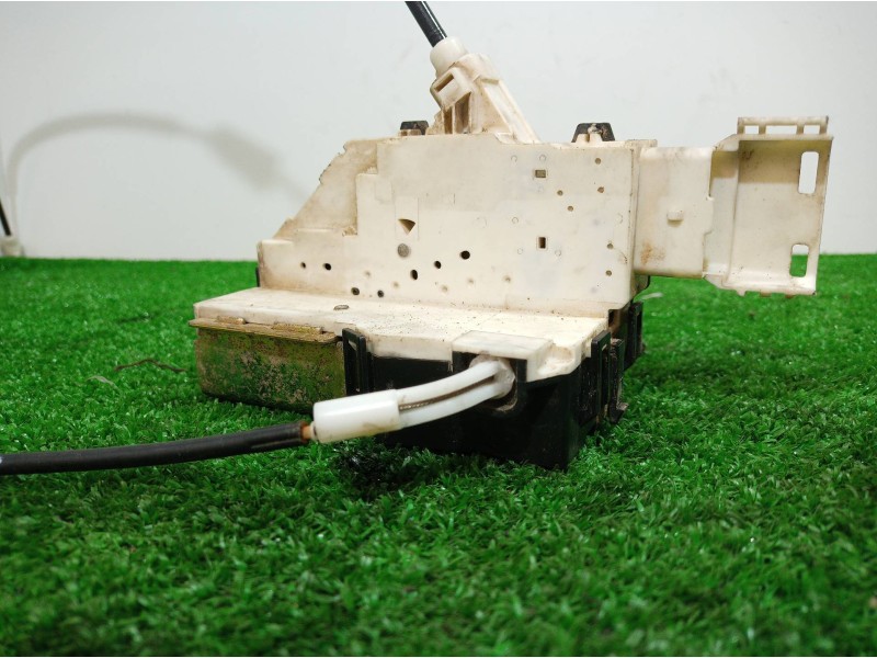 Recambio de cerradura puerta delantera derecha para citroën c4 coupe by loeb referencia OEM IAM   