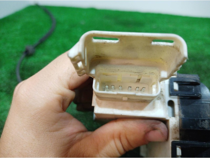 Recambio de cerradura puerta delantera derecha para citroën c4 coupe by loeb referencia OEM IAM   