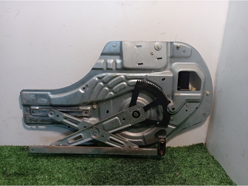 Recambio de elevalunas delantero derecho para hyundai tucson (jm) 2,0 classic 4x2 referencia OEM IAM 824802F010 824802F010 82480