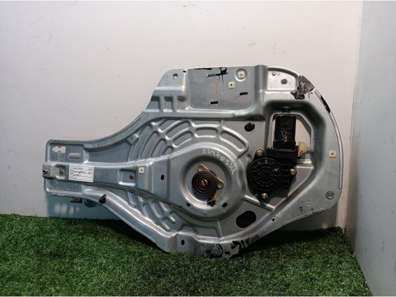 Recambio de elevalunas delantero izquierdo para hyundai tucson (jm) 2,0 classic 4x2 referencia OEM IAM 824702E010 824702E010 824