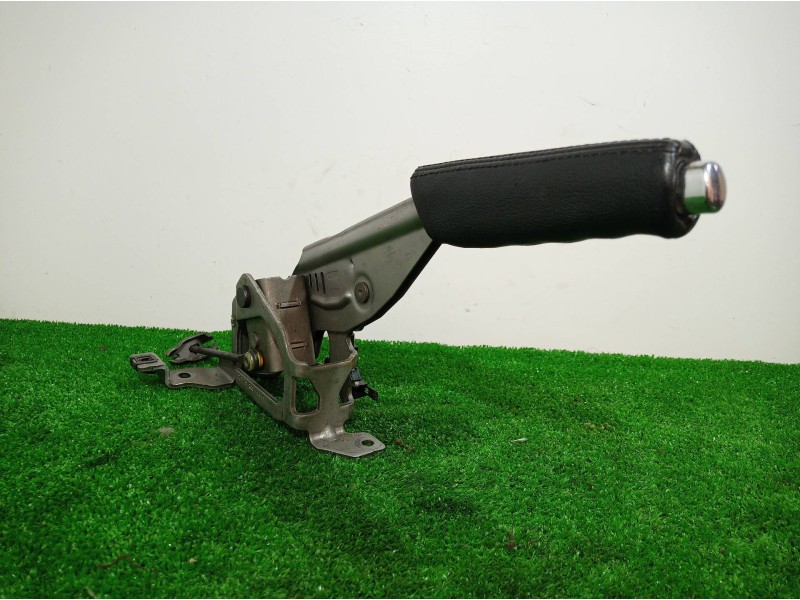 Recambio de palanca freno de mano para skoda octavia combi (1z5) elegance referencia OEM IAM 1Z1711303 1Z1711303 1Z1711303