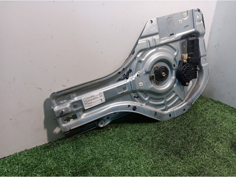 Recambio de elevalunas trasero izquierdo para hyundai tucson (jm) 2,0 classic 4x2 referencia OEM IAM 834702E010 834702E010 83470