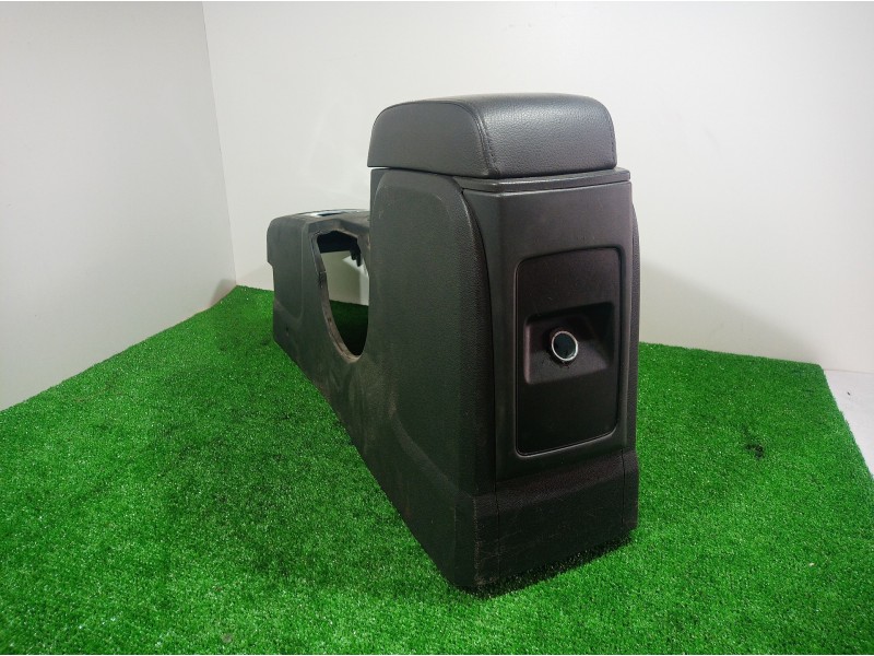 Recambio de apoyabrazos central para dodge journey sxt referencia OEM IAM   