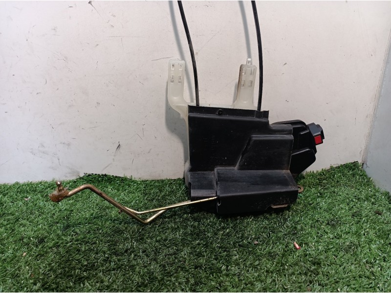 Recambio de cerradura puerta delantera derecha para hyundai tucson (jm) 2,0 classic 4x2 referencia OEM IAM   