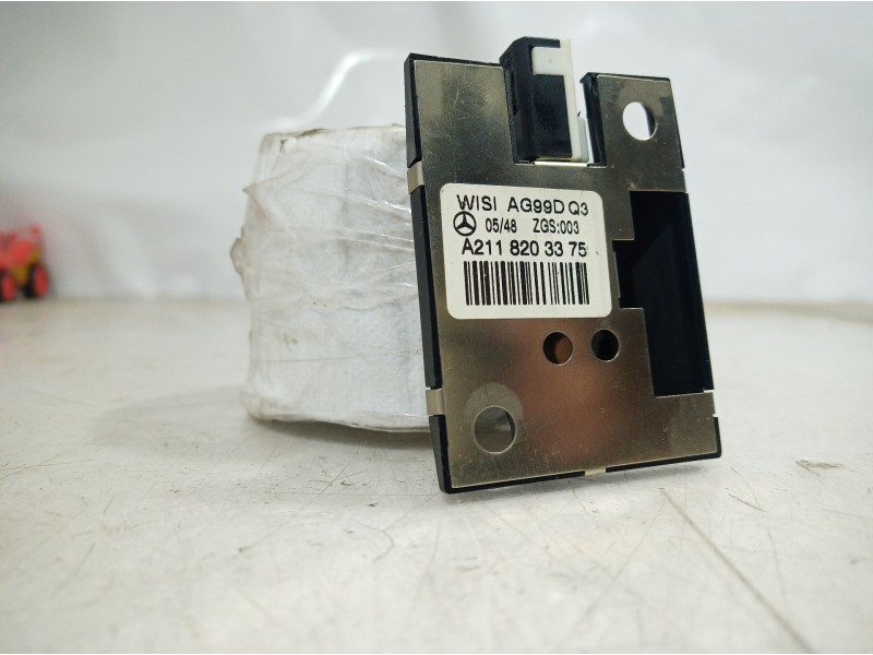 Recambio de varios para mercedes-benz clase s (w221) berlina 500 l (221.171) referencia OEM IAM A2118203375 A2118203375 A2118203