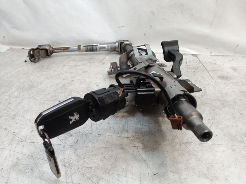 Recambio de columna direccion para peugeot 308 sw allure referencia OEM IAM 9674861877 9674861877 96204341017
