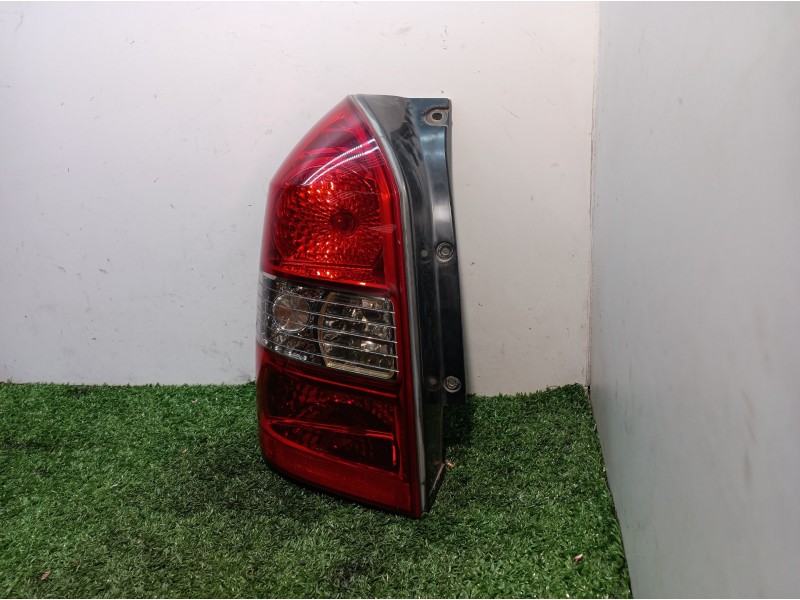 Recambio de piloto trasero izquierdo para hyundai tucson (jm) 2,0 classic 4x2 referencia OEM IAM 924012E0 924012E0 924012E0