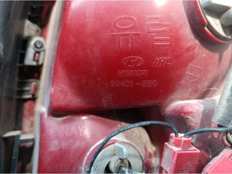 Recambio de piloto trasero izquierdo para hyundai tucson (jm) 2,0 classic 4x2 referencia OEM IAM 924012E0 924012E0 924012E0