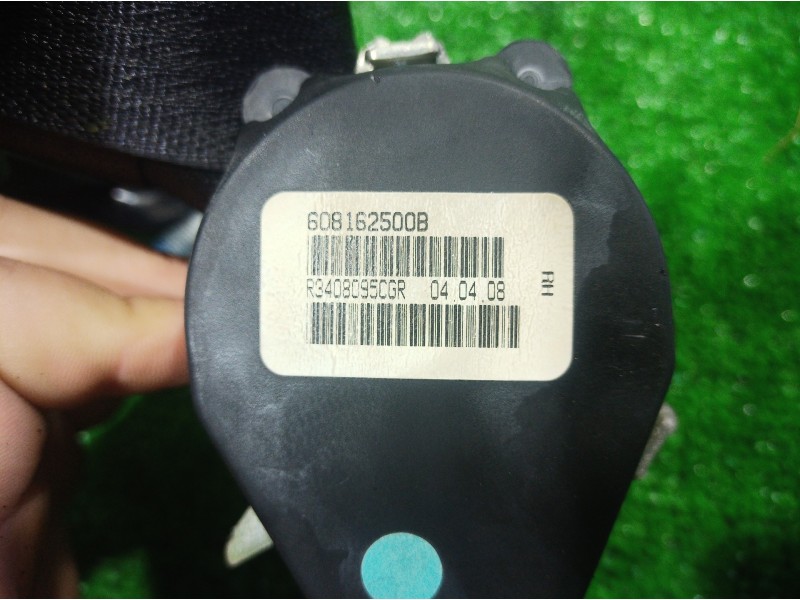 Recambio de cinturon seguridad trasero derecho para dodge journey sxt referencia OEM IAM 608162500B 608162500B 608162500B