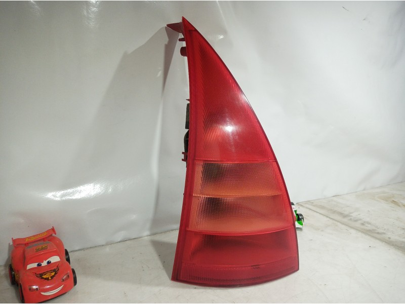 Recambio de piloto trasero izquierdo para citroën c3 referencia OEM IAM   