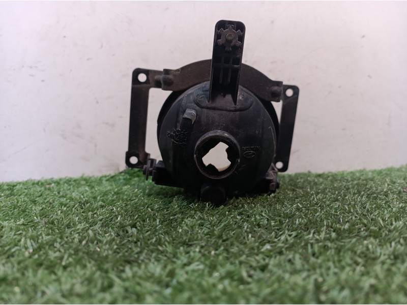 Recambio de faro antiniebla derecho para hyundai tucson (jm) 2,0 classic 4x2 referencia OEM IAM 1011503 1011503 1011503