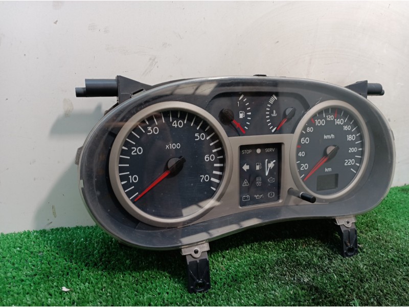 Recambio de cuadro instrumentos para renault clio ii fase ii (b/cb0) dynamique referencia OEM IAM P8200059776 P8200059776 P82000