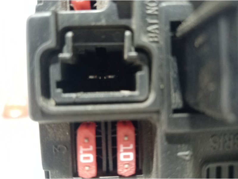 Recambio de caja reles / fusibles para citroën c3 referencia OEM IAM 964349878000 964349878000 964349878000