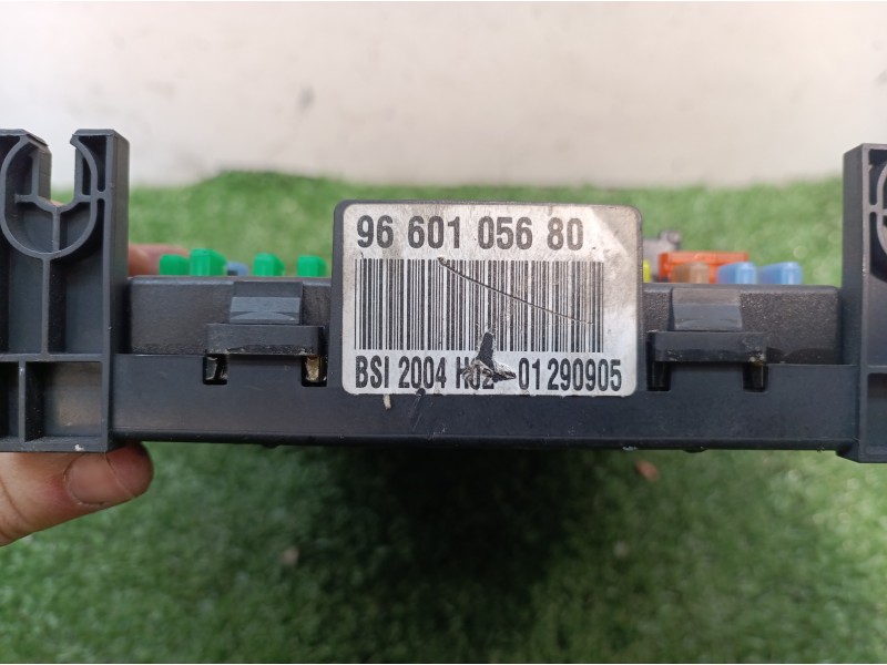 Recambio de caja reles / fusibles para peugeot 307 cc (s2) sport referencia OEM IAM 216760315B 216760315B 281133426A