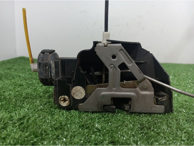 Recambio de cerradura puerta delantera derecha para mercedes-benz clase a (w168) 160 (168.033) referencia OEM IAM   