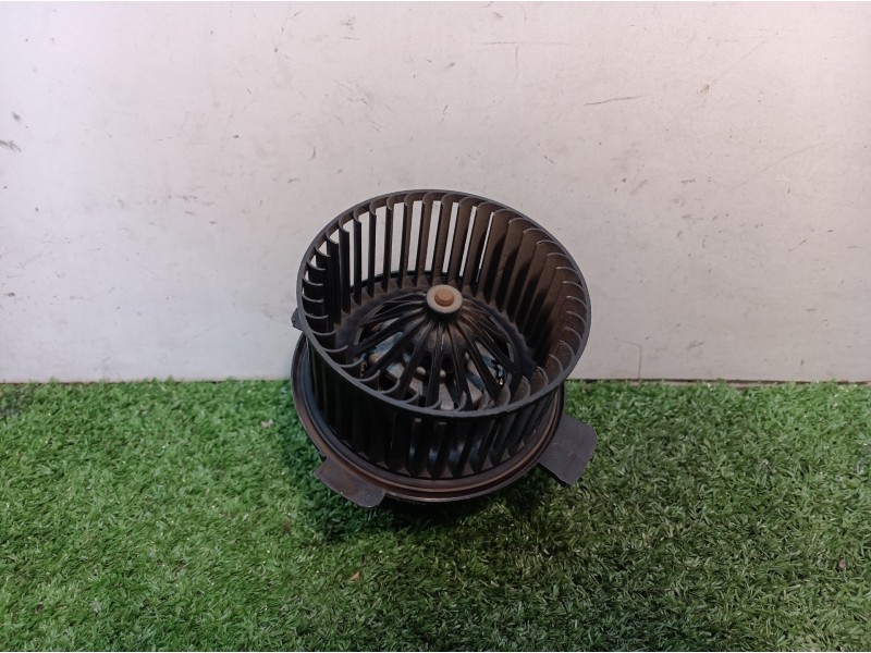 Recambio de motor calefaccion para peugeot 307 cc (s2) sport referencia OEM IAM PF2A1 PF2A1 815239