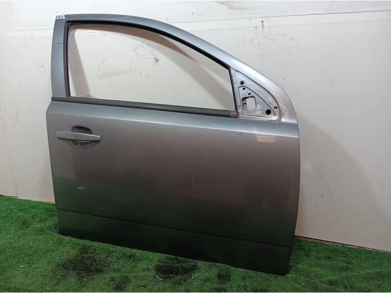Recambio de puerta delantera derecha para opel astra h berlina cosmo referencia OEM IAM 5PUERTAS 5 PUERTAS 5 PUERTAS