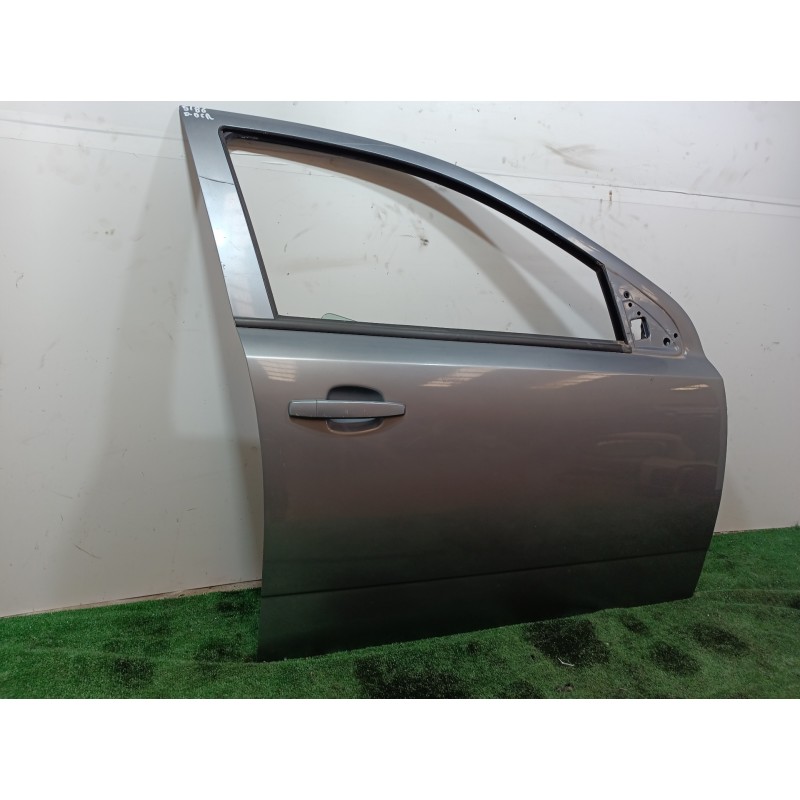 Recambio de puerta delantera derecha para opel astra h berlina cosmo referencia OEM IAM 5PUERTAS 5 PUERTAS 5 PUERTAS