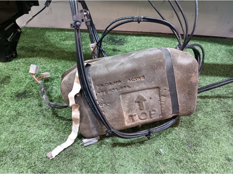 Recambio de capota para ford focus cabrio (ca5) referencia OEM IAM 2032030C  