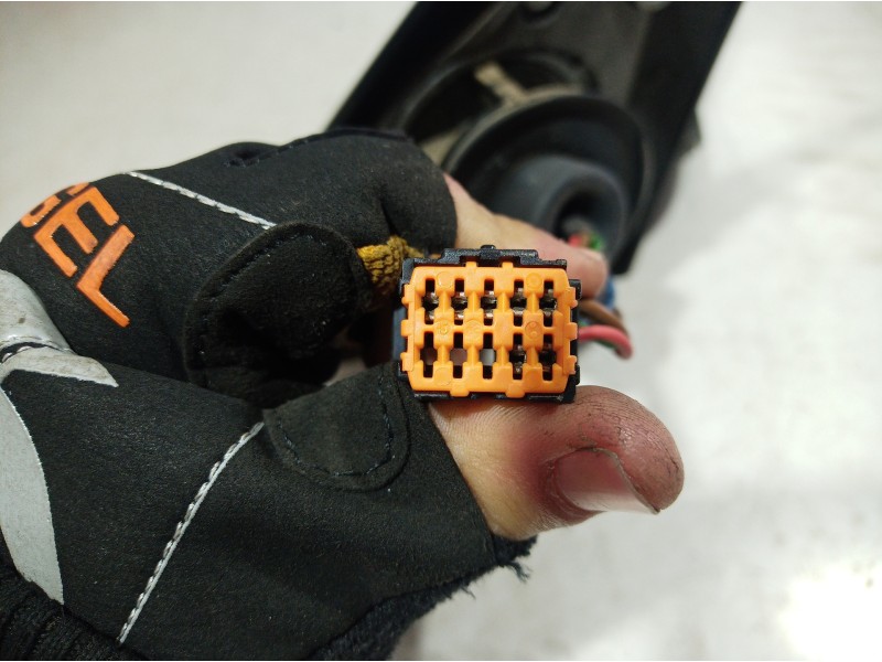 Recambio de retrovisor derecho para peugeot 206 berlina referencia OEM IAM 625500 625500 625500