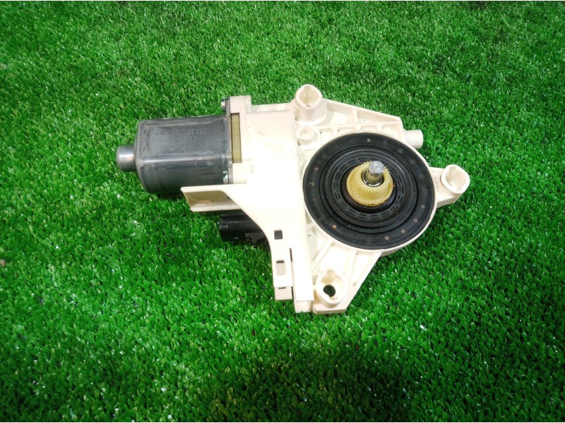 Recambio de motor elevalunas delantero derecho para dodge journey sxt referencia OEM IAM 914067101 914067101 914067101