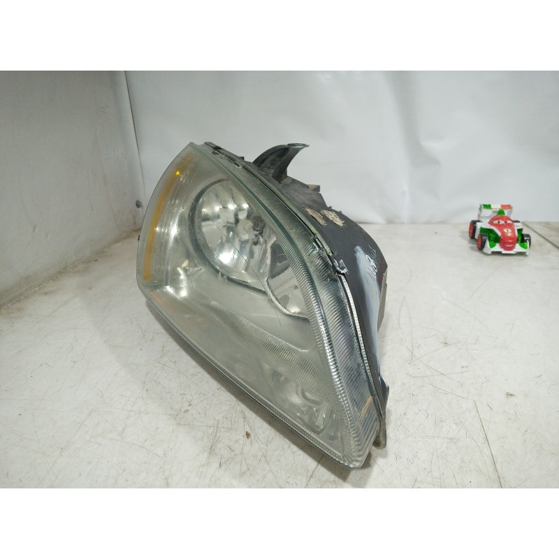 Recambio de faro derecho para ford focus berlina (cap) 2.0 tdci cat referencia OEM IAM 4M5113K060AA 4M5113K060AA 4M5113K060