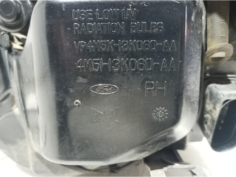 Recambio de faro derecho para ford focus berlina (cap) 2.0 tdci cat referencia OEM IAM 4M5113K060AA 4M5113K060AA 4M5113K060
