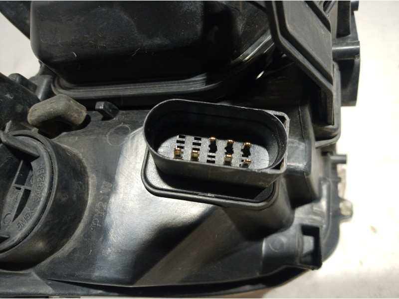 Recambio de faro izquierdo para ford focus berlina (cap) 2.0 tdci cat referencia OEM IAM   