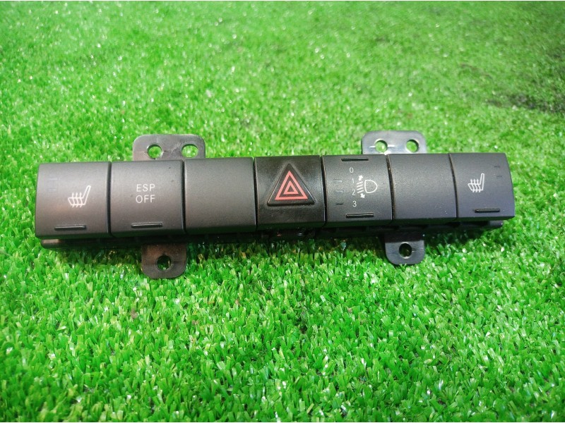 Recambio de warning para dodge journey sxt referencia OEM IAM P04602564AG P04602564AG P04602564AG