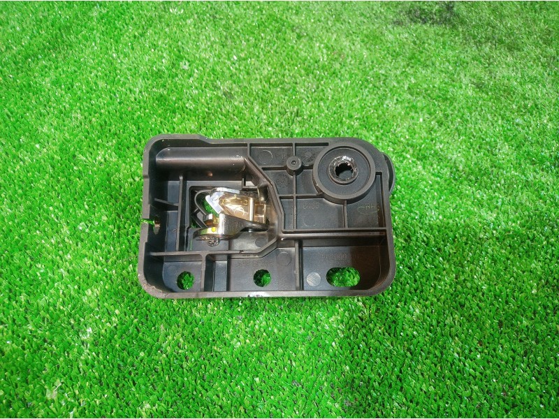 Recambio de maneta interior delantera derecha para dodge journey sxt referencia OEM IAM 96209910 96209910 96209910